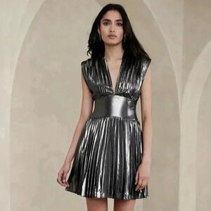 😍 NWT 😍 Banana Republic Sleeveless Pleated Mini Dress, Gunmetal, Size 0